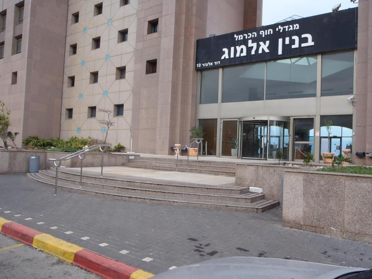 Beach Apartments Haifa Exterior foto